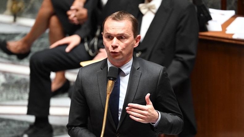 Chômage : le ministre du Travail veut durcir les conditions d’indemnisation «quand ça va bien»