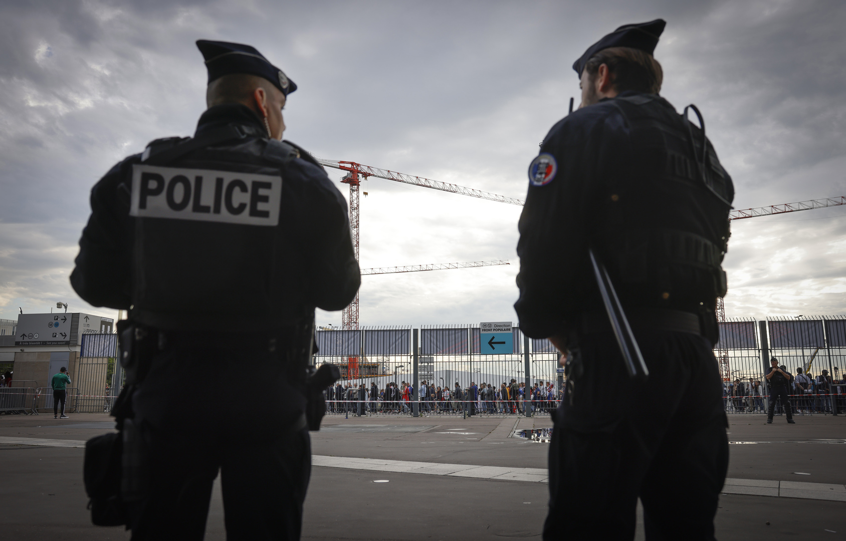 Deux policiers suspendus pour avoir aspergé un homme de gaz lacrymogène au Bourget