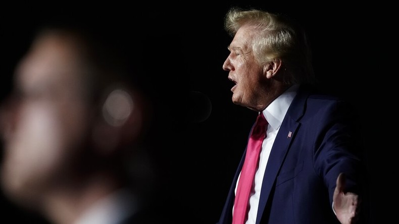«Tout ce qu'elle touche devient vous-savez-quoi» : Trump dénonce la visite de Pelosi à Taïwan