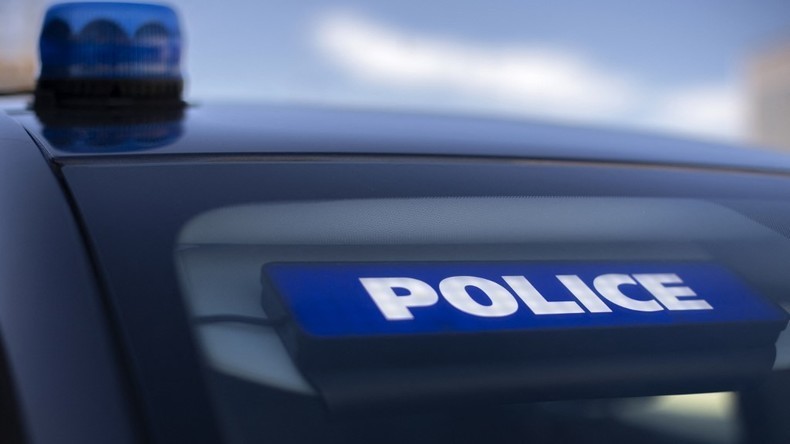 Un individu tué par un tir de policier à l'aéroport de Roissy après avoir brandi un couteau