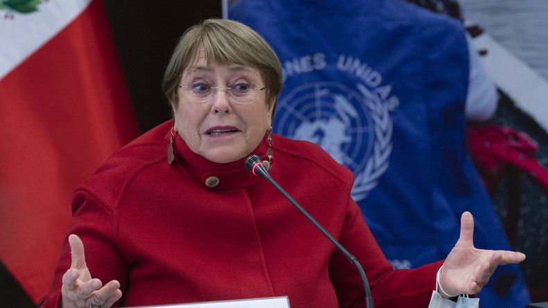 Le haut commissaire des Nations unies aux droits de l'homme, l'ancienne présidente chilienne Michelle Bachelet, lors d'une conférence de presse à Lima, au Pérou.