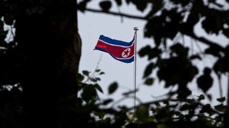 Le drapeau nord-coréen flottant sur l'ambassade du pays à Pékin (image d'illustration).