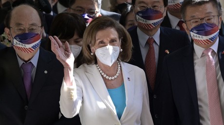 Pelosi quitte Taïwan après une visite éclair qui a ravivé les tensions entre Pékin et Washington