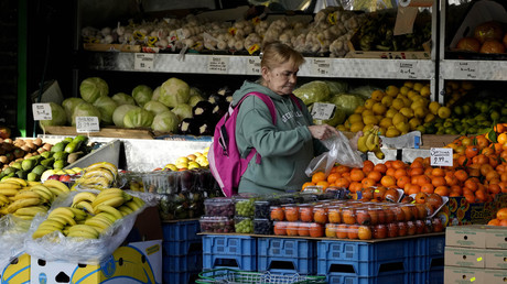 Le rayon fruits légumes dans un supermarché de Londres (illustration).