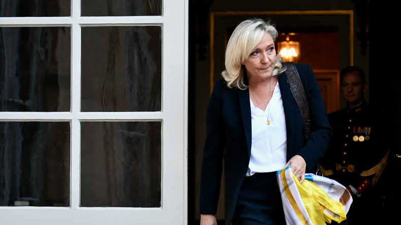 Marine Le Pen à la sortie de l'Hôtel Matignon, le 22 septembre 2022.
