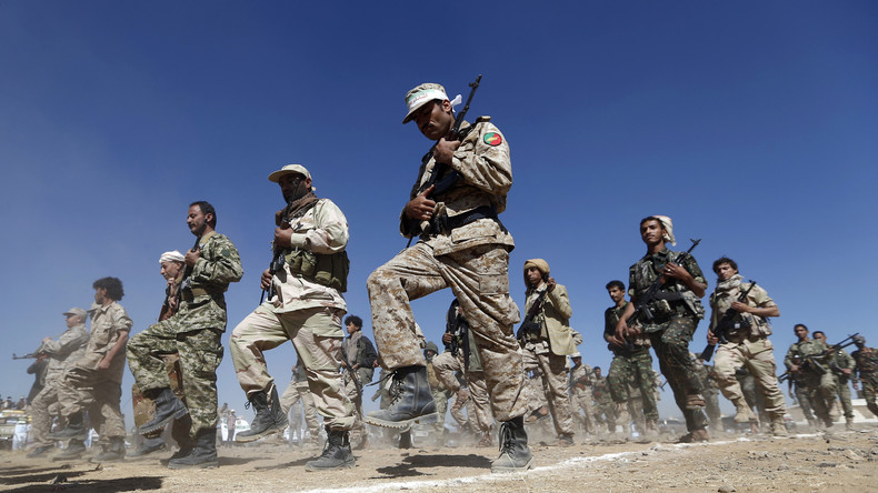 Les Houthis paradent à Sanaa et s'imposent comme une redoutable milice dans le Golfe