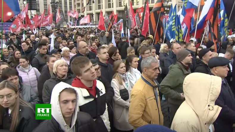 Moscou : manifestation de soutien aux référendums d'adhésion à la Russie dans le Donbass