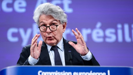 «Dans des circonstances extrêmes», Bruxelles veut obliger les entreprises à fournir l’UE en priorité