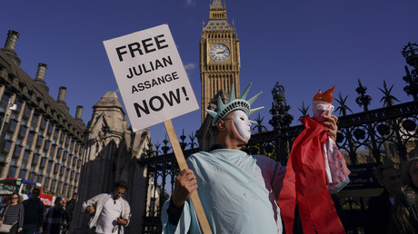 Une journée de mobilisation pour demander la libération de Julian Assange (REPORTAGE)