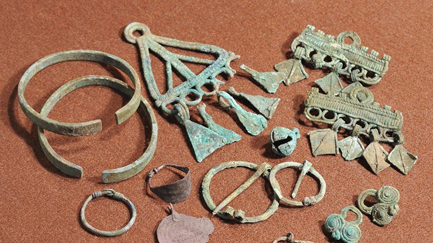 Накит пронајден во некрополата Шекшово