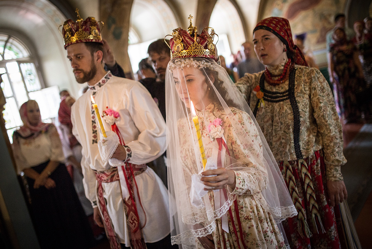 ロシアの伝統的な結婚式＝