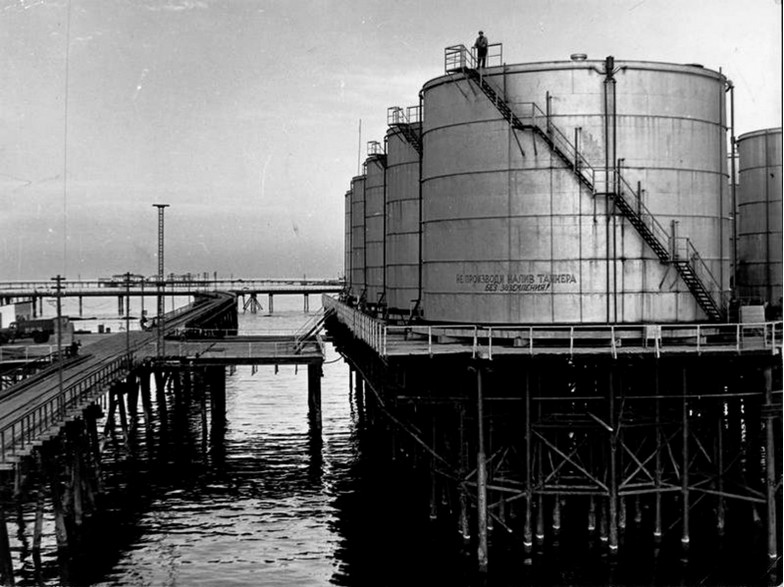 Skladišče nafte na morju, 1959, Azerbajdžanska SSR
