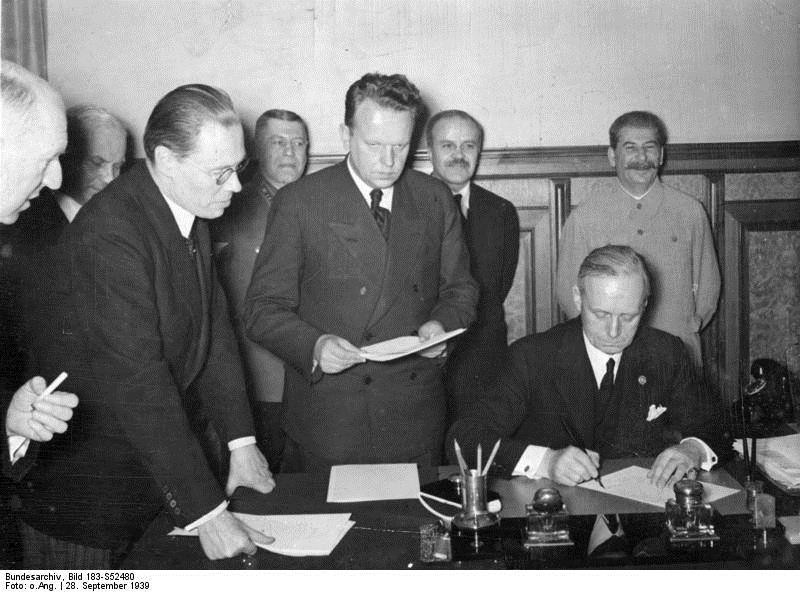 Unterzeichnung des Deutsch-Sowjetischen Vertrags 