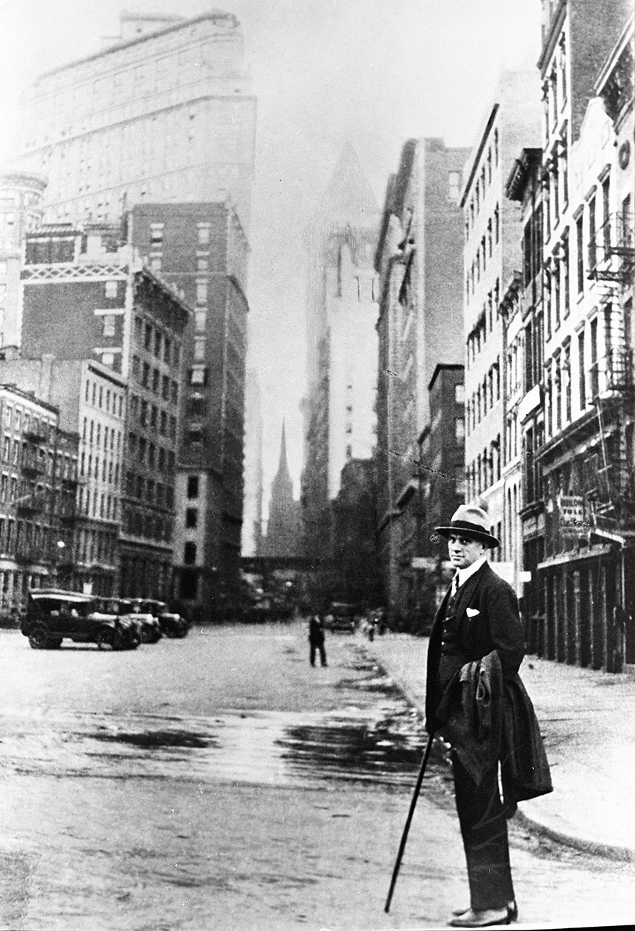 Vladimir Mayakovsky in New York. 1925. Reproduction of the photograph