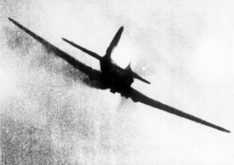 Ил-2 снимен од непријателски авион