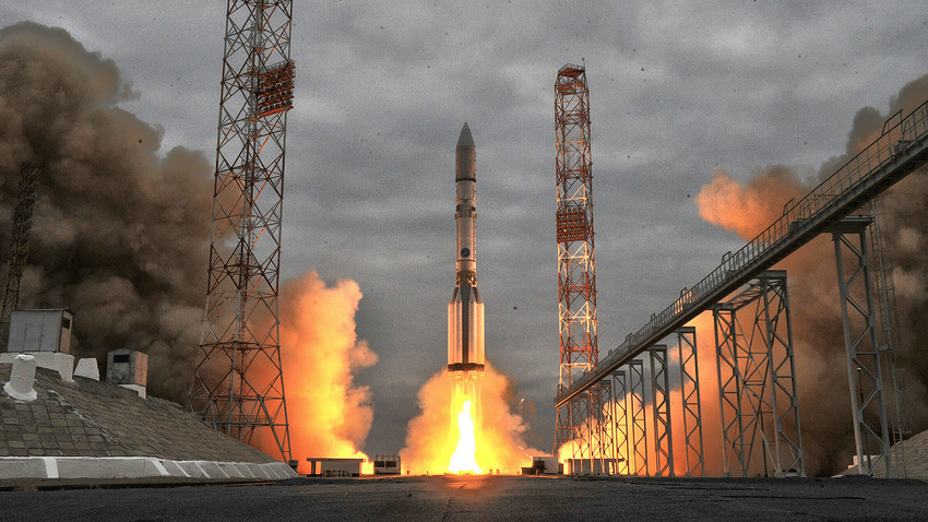 "Proton-M", Kazahstan, Kozmodrom Baјkonur.