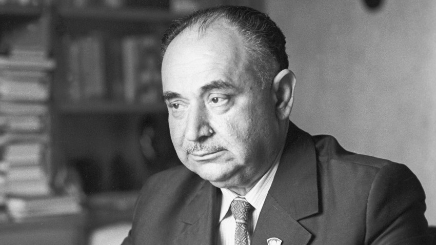 Josif Griguljevič, bivši tajni agent in odgovorni urednik revije Družbene vede v ZSSR, 1978.