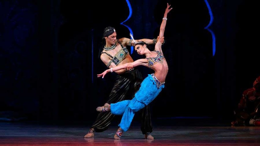 Dancers Olga Belik and Yevgeny Ivanchenko perform 'Scheherazade'