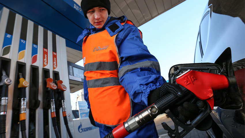 Fueling in Russia is not a piece of cake