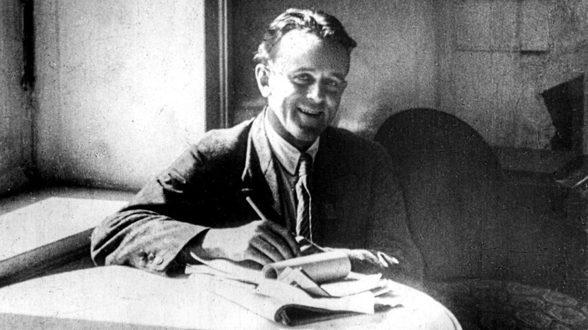 Американскиот револуционерен писател и репортер Џон Рид во Москва, СССР, околу 1920 година.