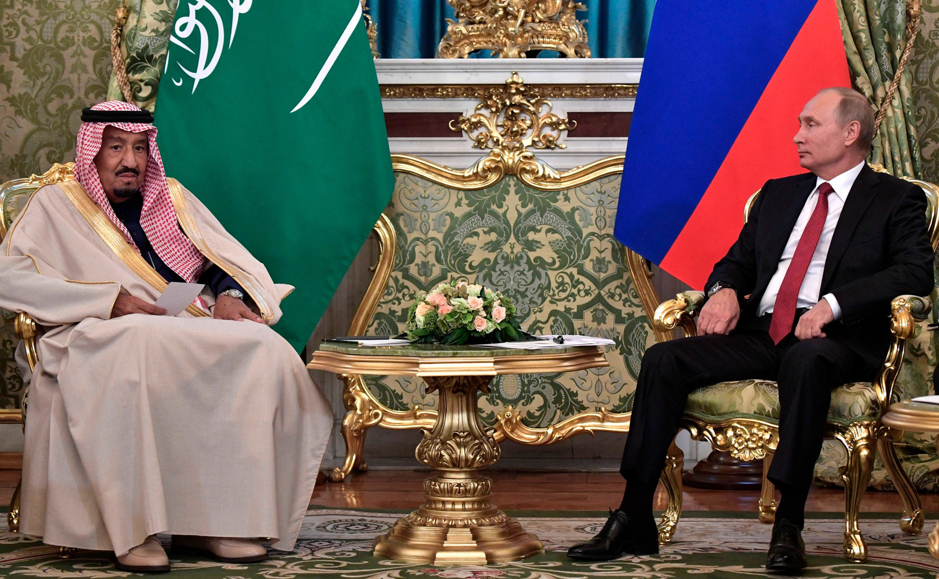 Il re Salman a colloquio con il Presidente russo Vladimir Putin 