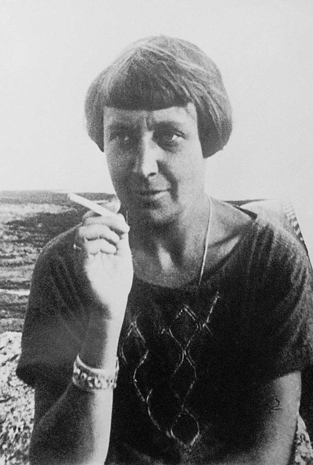 Marina Tsvetaeva in France, 1926