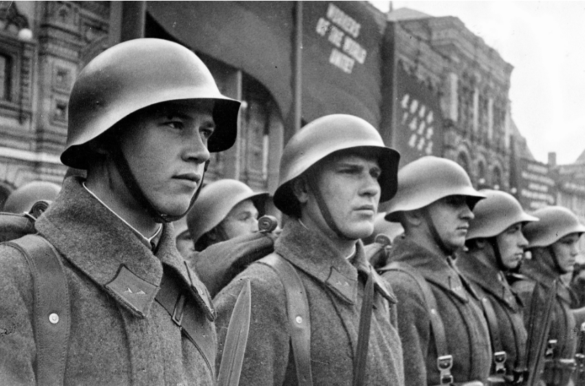 Vojaki rdeče armade ZSSR.