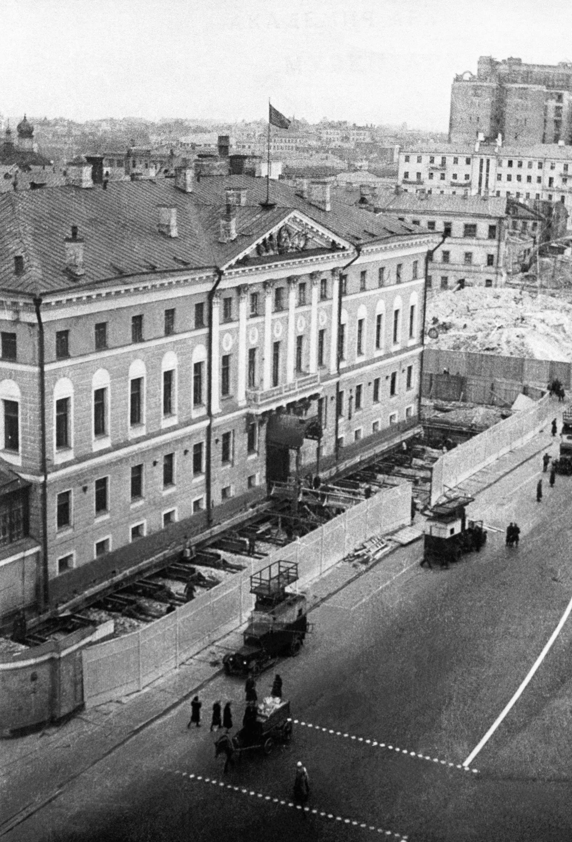 The Mossovet building, 1939