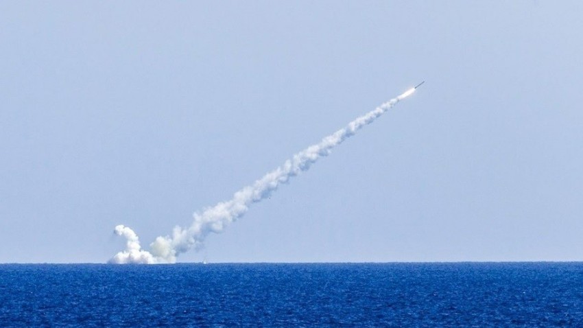 Lansiranje rakete Kalibr s podmornice Veliki Novgorod, 14. 9. 2017.
