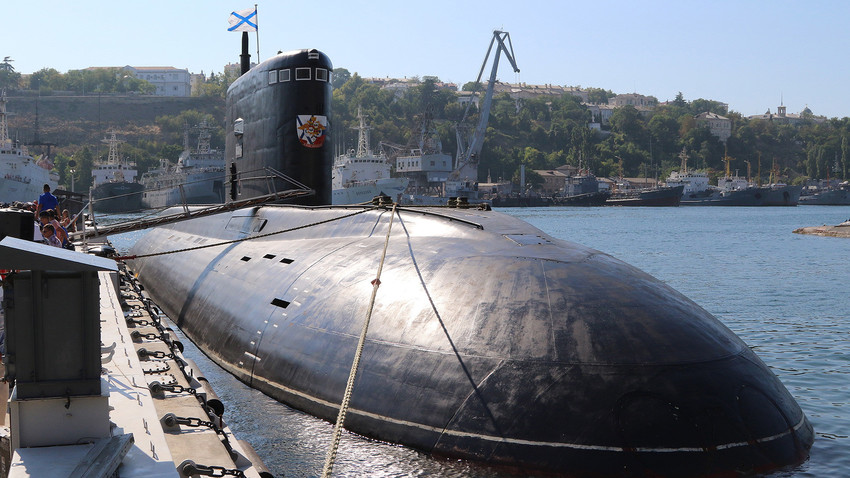The Krasnodar, a Project 636.3 Varshavyanka diesel-electric submarine, returns from a mission in the Mediterranean Sea. 