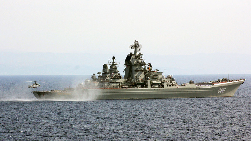 Ракетният крайцер "Петър Велики"