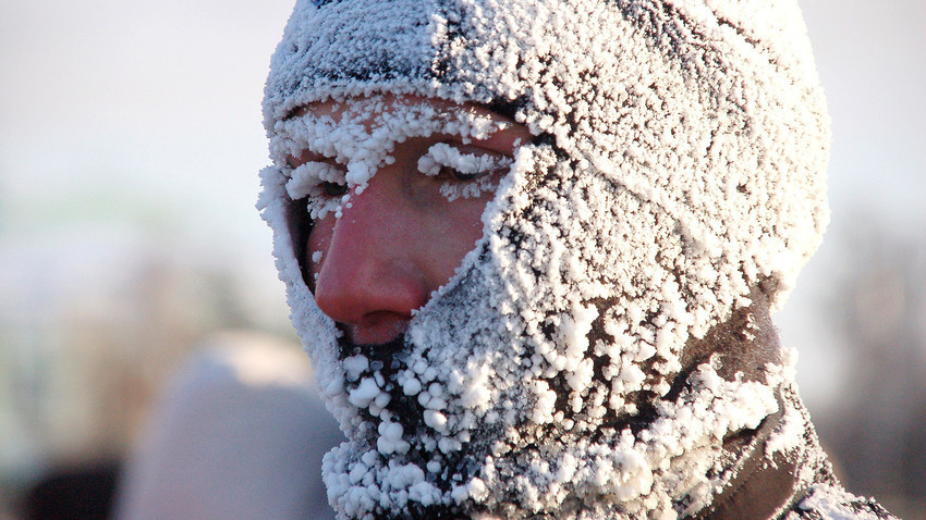 Saat musim dingin, terkadang orang-orang di Rusia terlihat seperti. Tapi tidak semuanya!