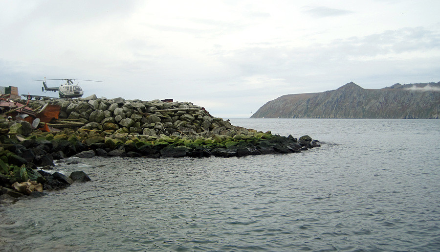小ディオミド島（左側）と大ディオミド島