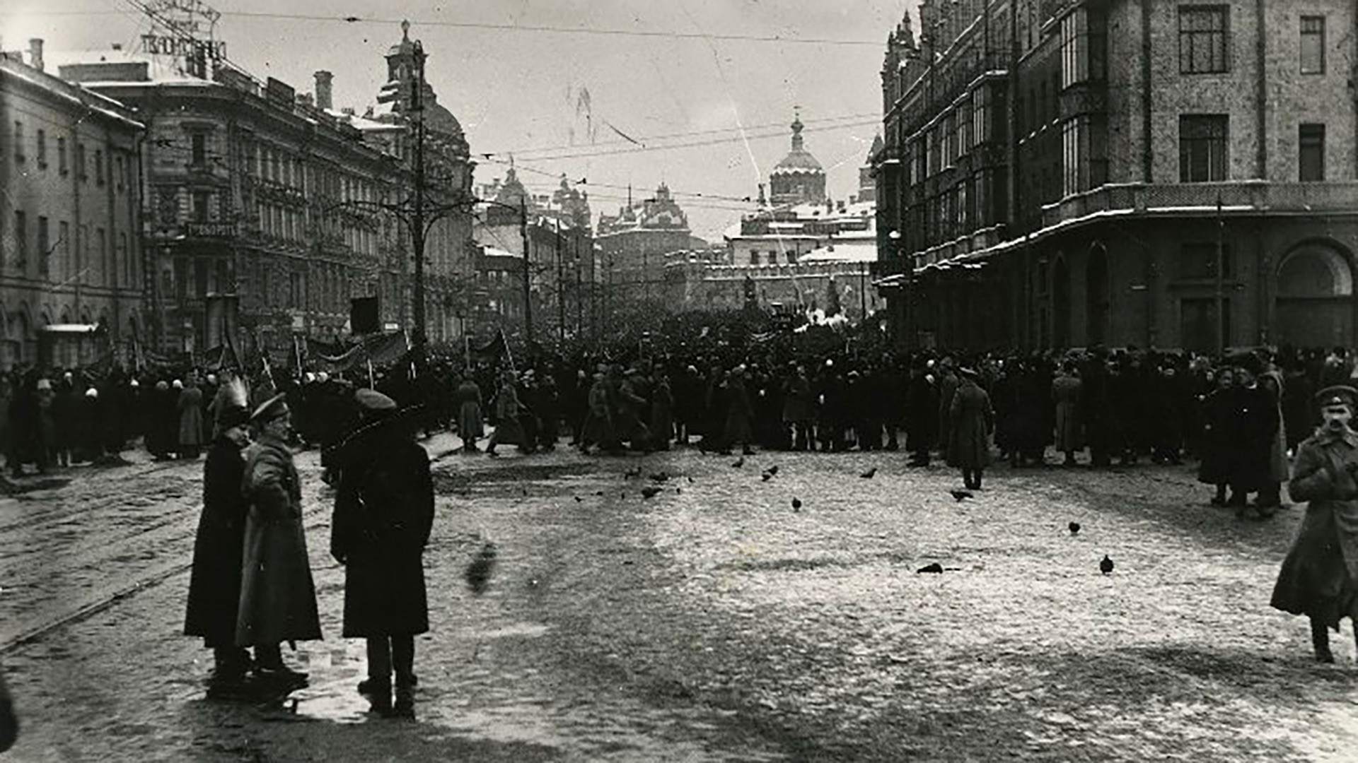 First days of the Revolution in Moscow