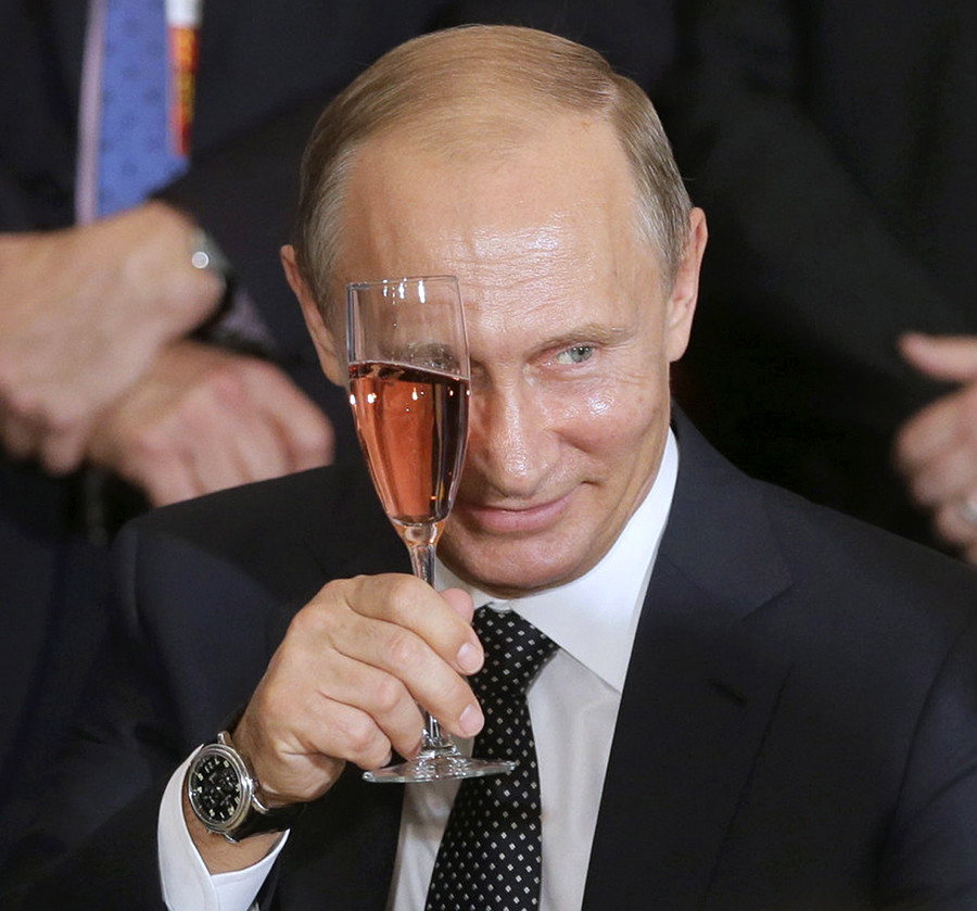 Drinque à base de champanhe é indispensável em reuniões no Kremlin