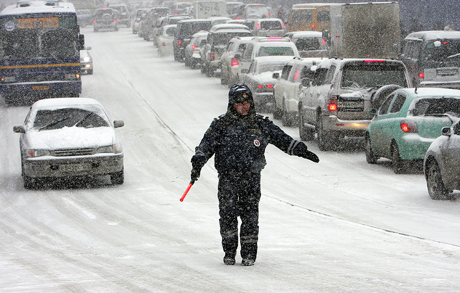 driving-a-car-during-winter-in-russia-tips-from-locals-russia-beyond