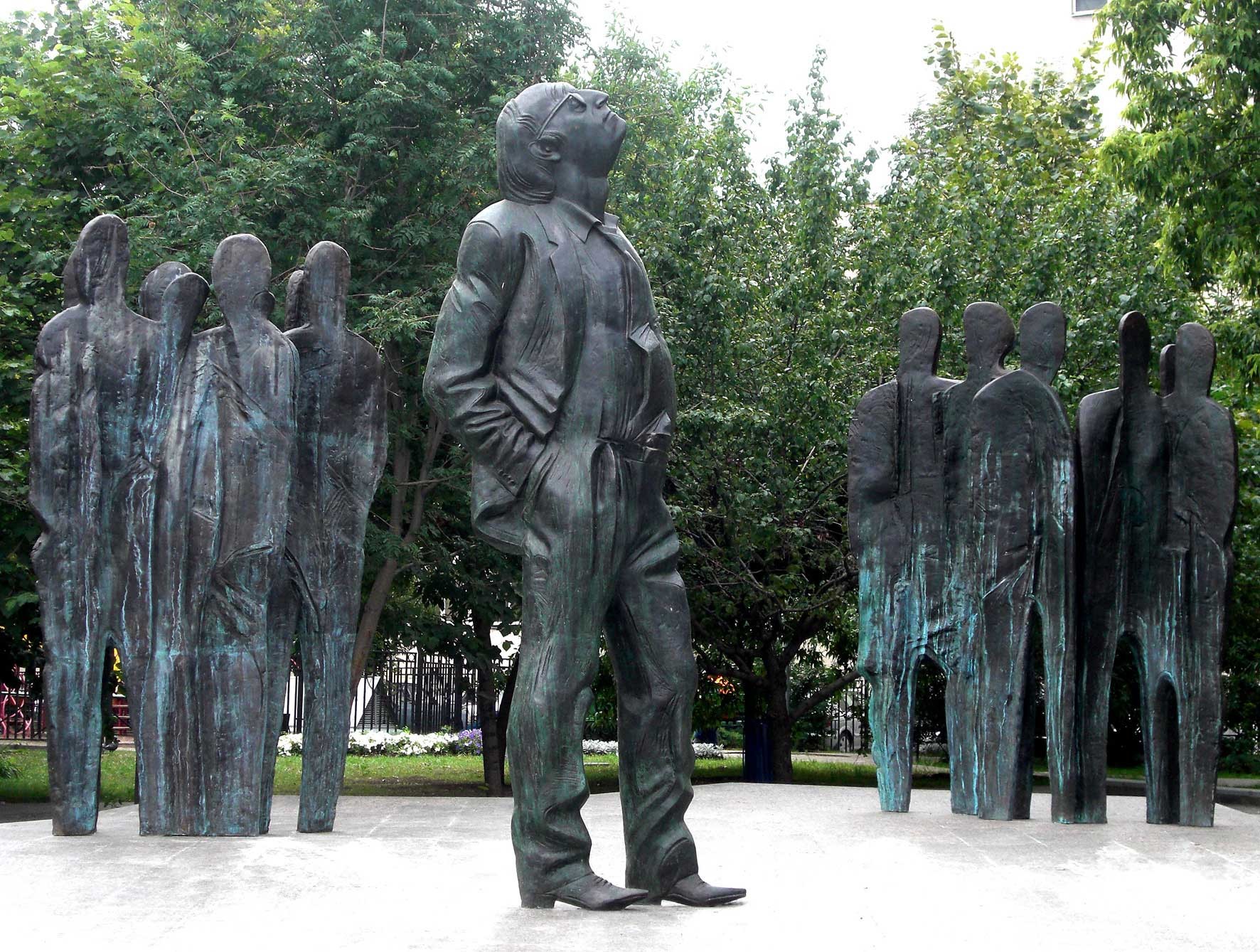 A monument to Brodsky in Moscow