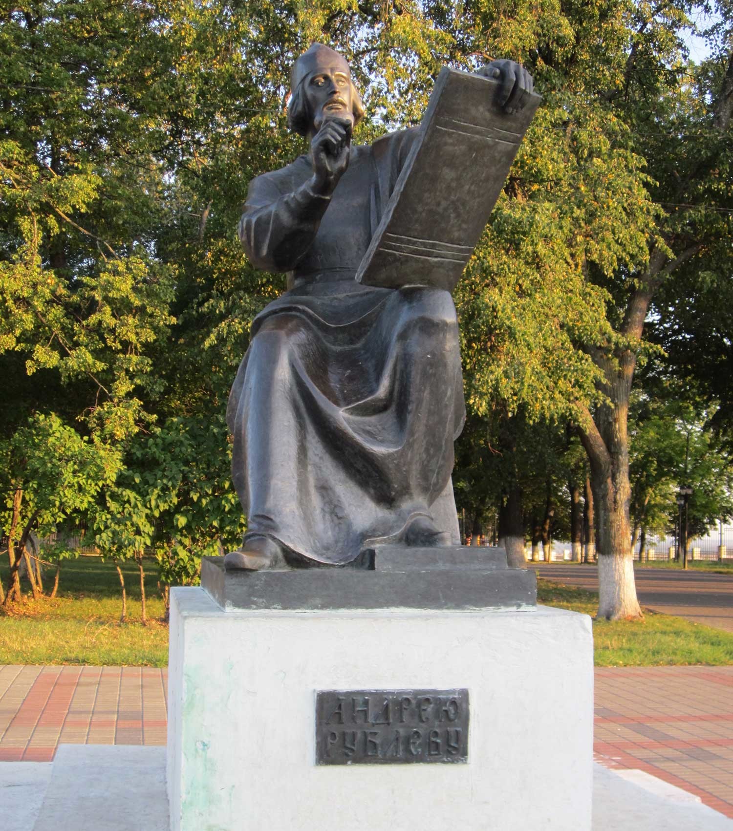 The monument to Andrei Rublev in the city of Vladimir