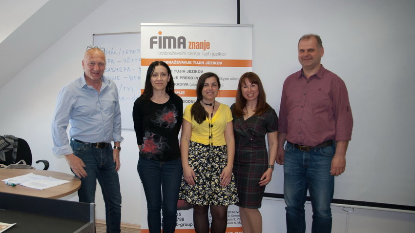 Olga Varlamova in njeni tečajniki v jezikovnem centru FIMA znanje na Ptuju
