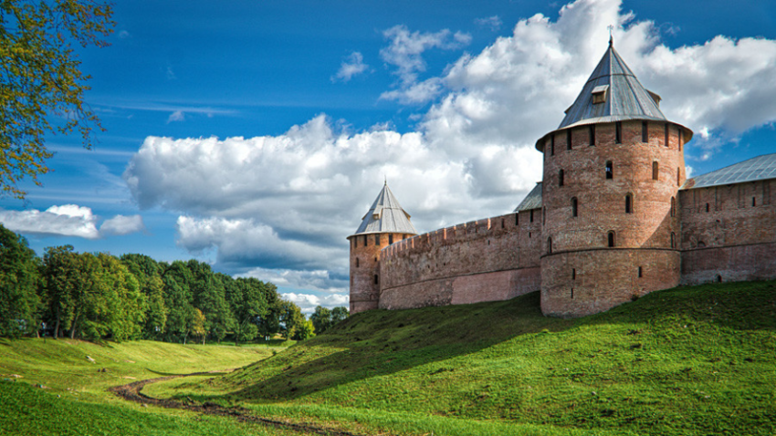 Kremelj (Detinec) v Velikem Novgorodu.
