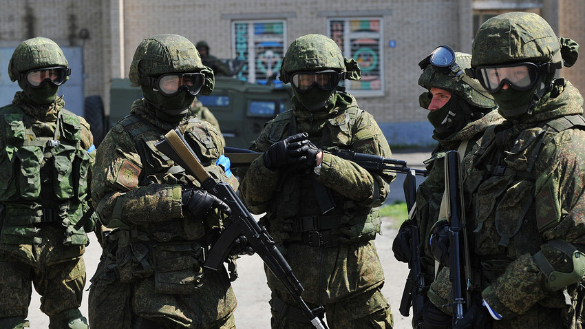 Pripadniki ruskih sil za posebne namene (SSO) na protiterorističnih vajah v Rostovski regiji