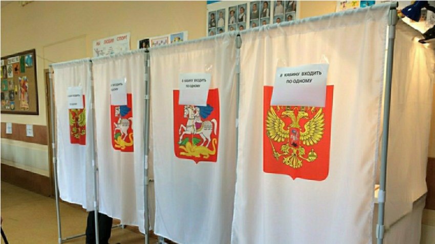 Osrednja volilna komisija je 2. januarja letos za predsedniške volitve, ki bodo potekale 18. marca, registrirala 64 kandidatk in kandidatov.
