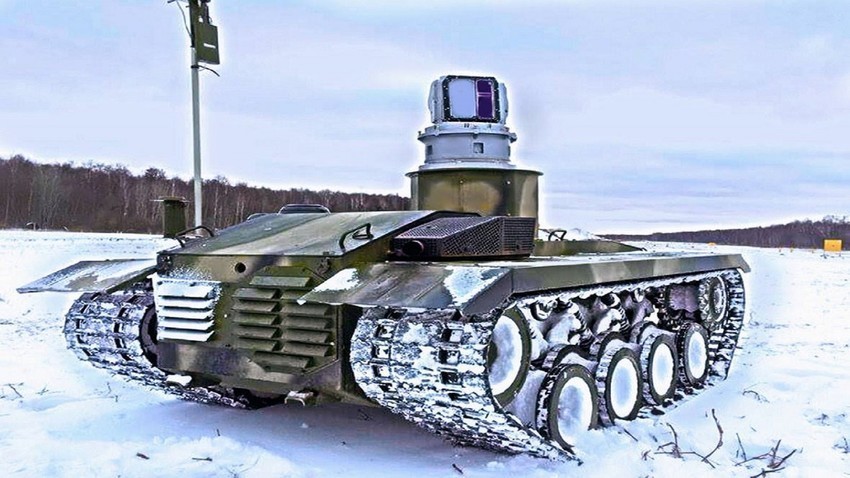 Борбени робот „Нерехта-2“.