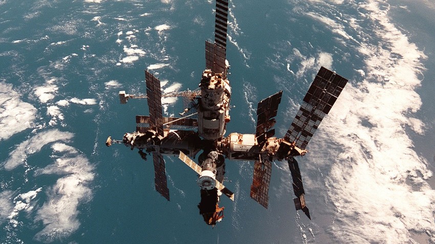 Estação espacial Mir