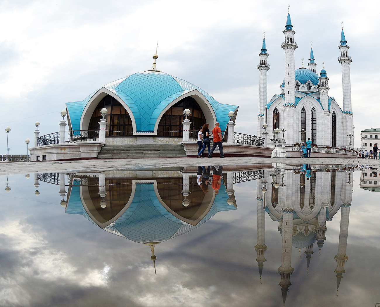 Refleksi Masjid Qol Sharif, Kazan. 