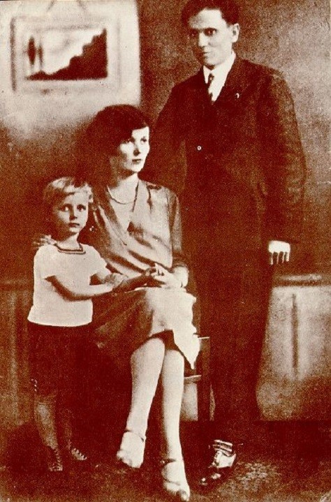 Tito, žena Pelagija in sin Žarko
