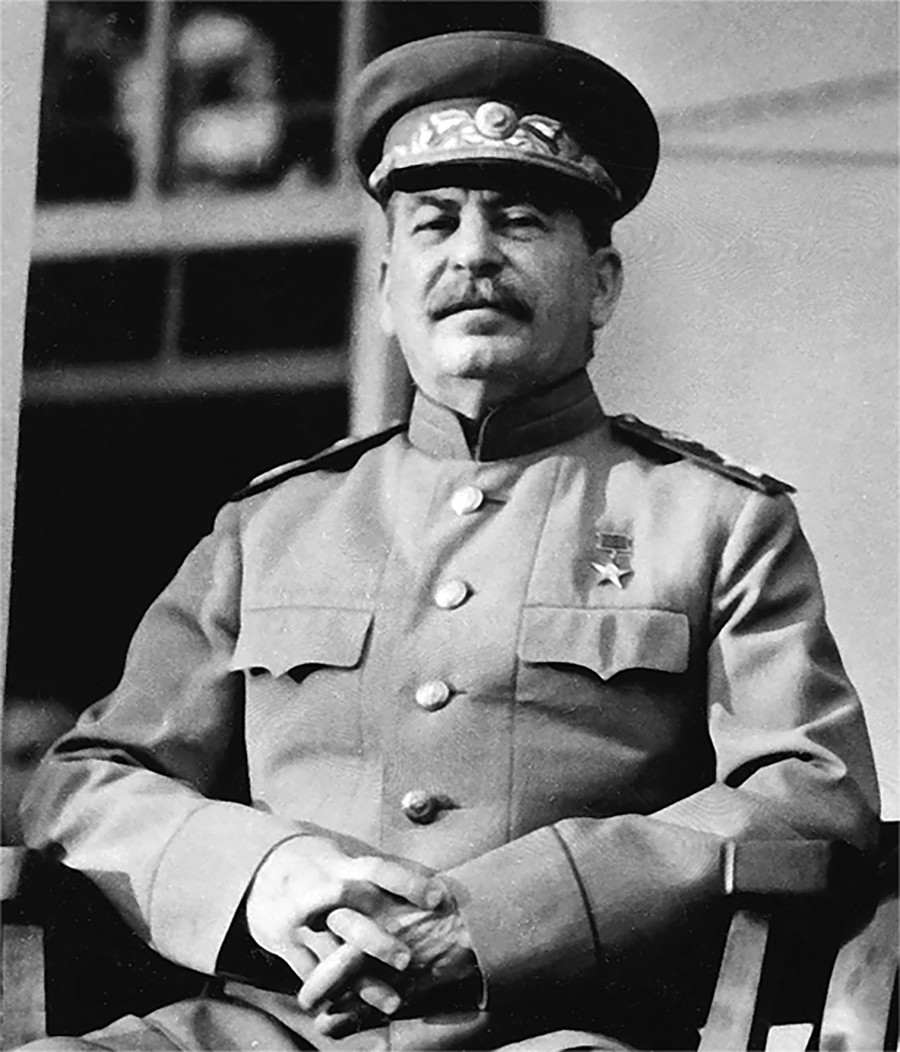At first, Stalin considered Jews and Israel allies but after Tel-Aviv chose their own course, the authoritarian leader got really mad.