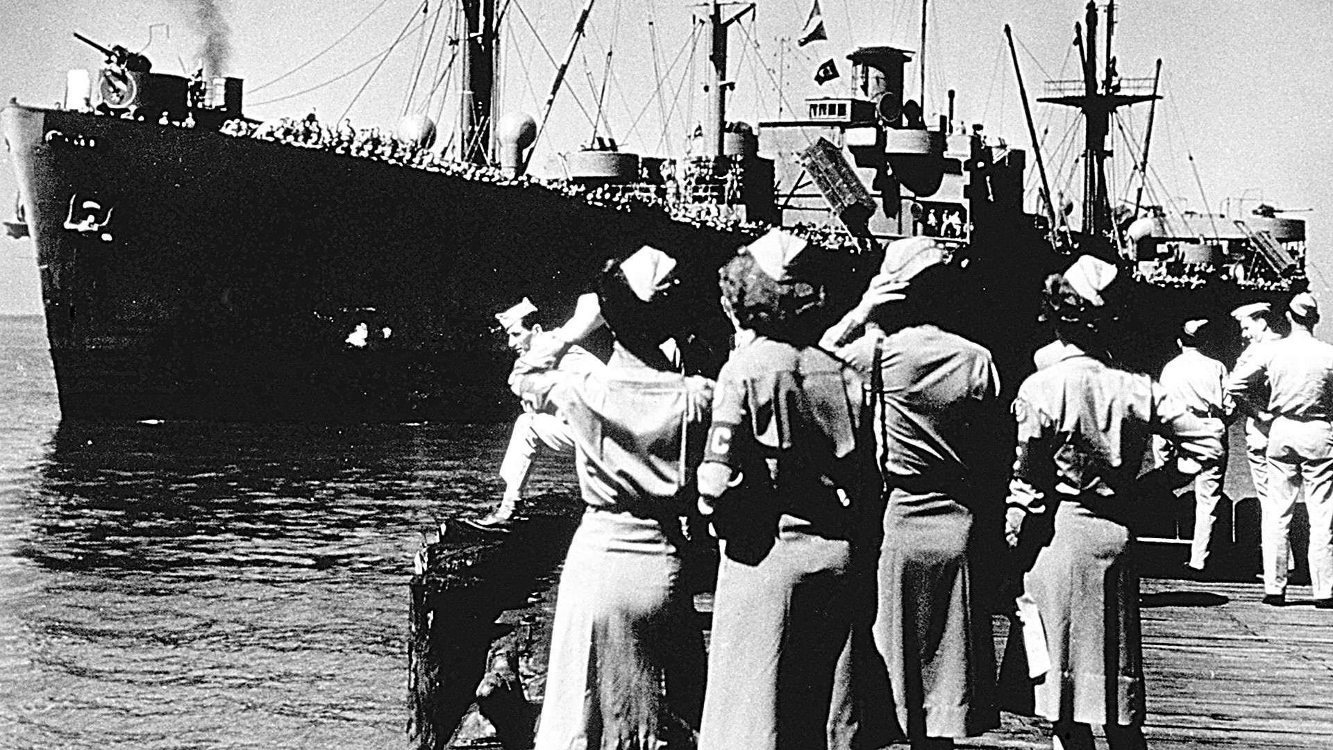 SS Cornelius Harnett. Newport News, junij 1945.