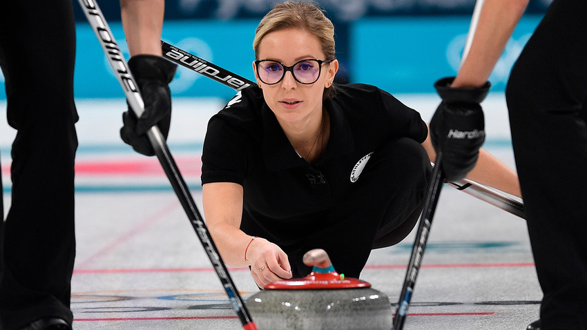Galina Arsénkina, equipo de curling