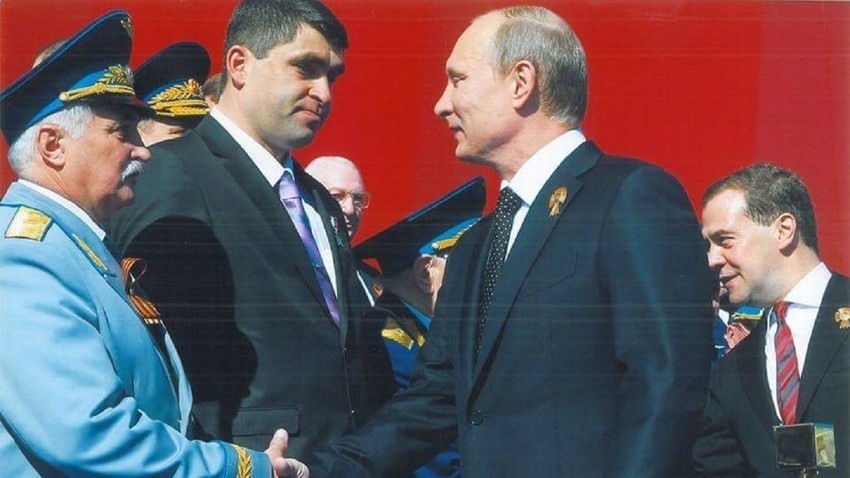 Александар Салујанов и Владимир Путин